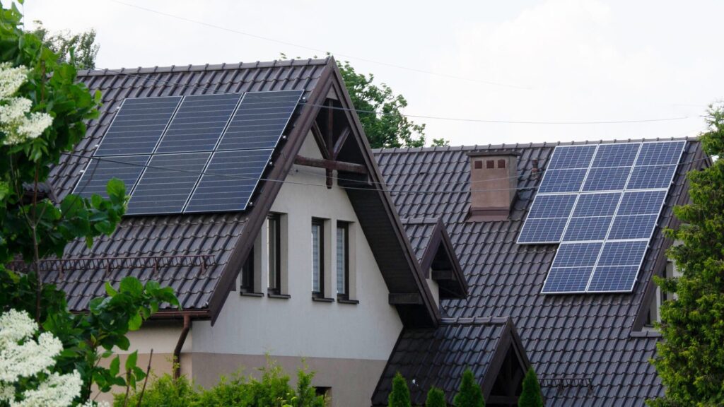 solar fuse or circuit breaker