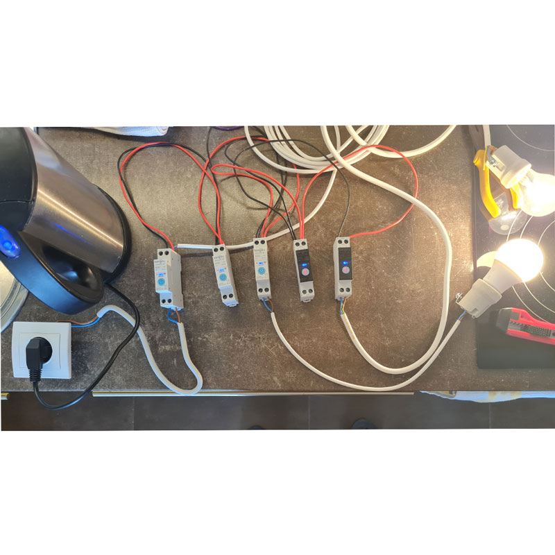 How-to-choose-Smart-circuit-Breaker-wifi-ZigBee-Type
